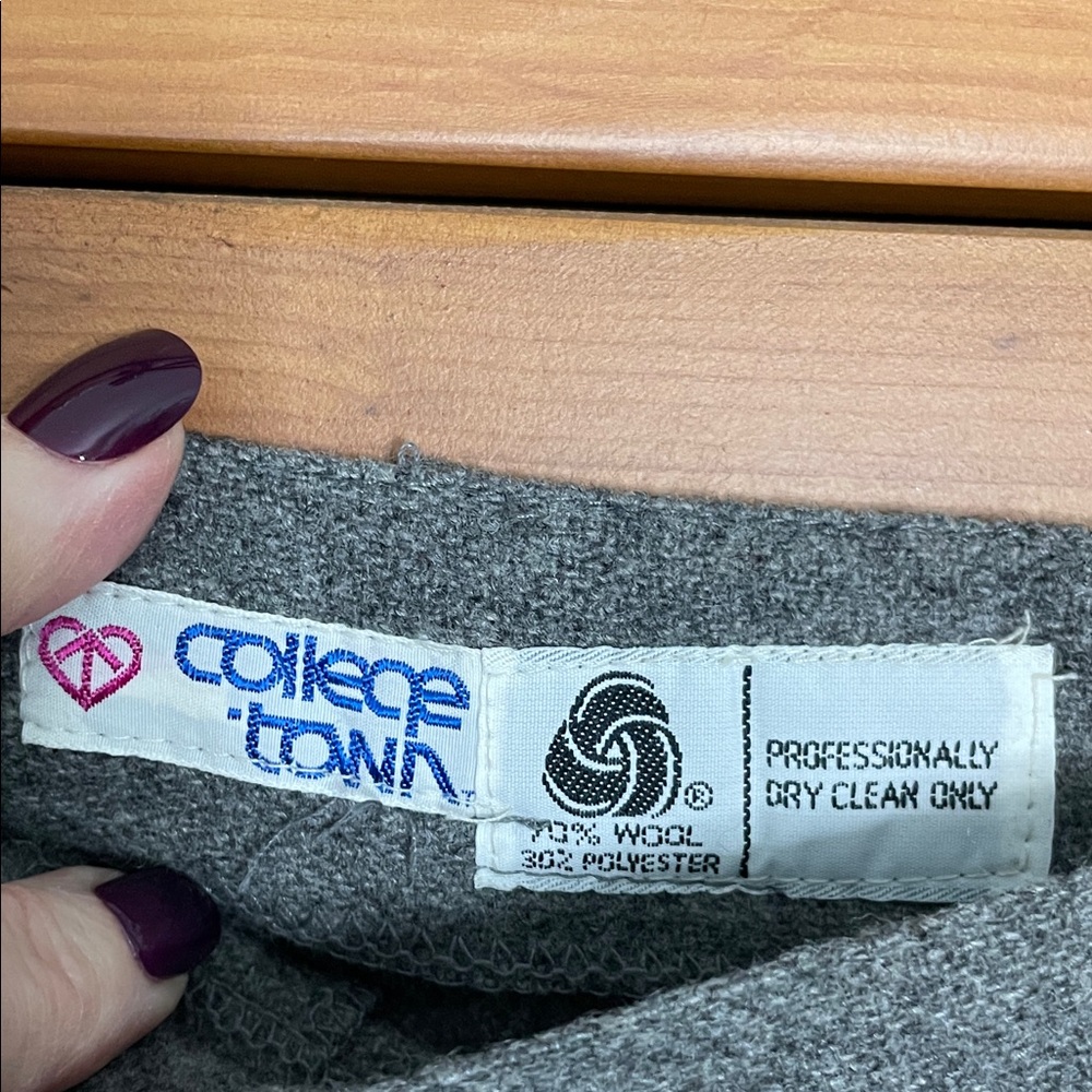 Chic Charcoal A-Line Skirt - Picture 2 of 7